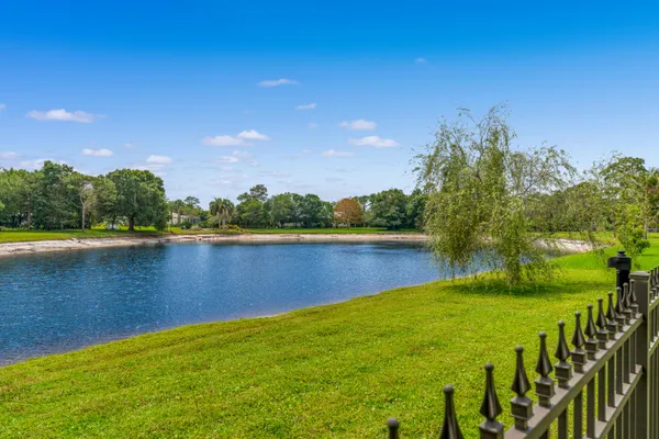 $1,295,000 | 3810 Southwest Canoe Creek Terrace, Palm City, FL 34990