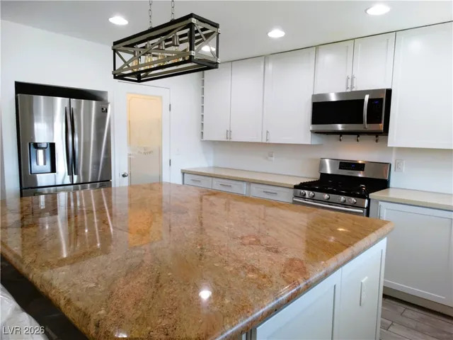$2,300 | 4937 Elaina Avenue, Las Vegas, NV 89120