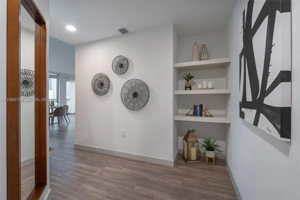$2,501 | 221 Southwest 12th Street, Unit 203, Miami, FL 33130