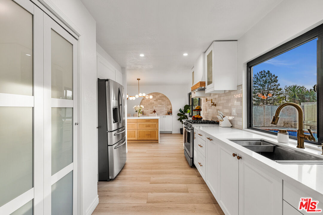 2313 Rynerson Court Simi Valley, CA 93065 - Photo 15 of 45 Gallery Image 15