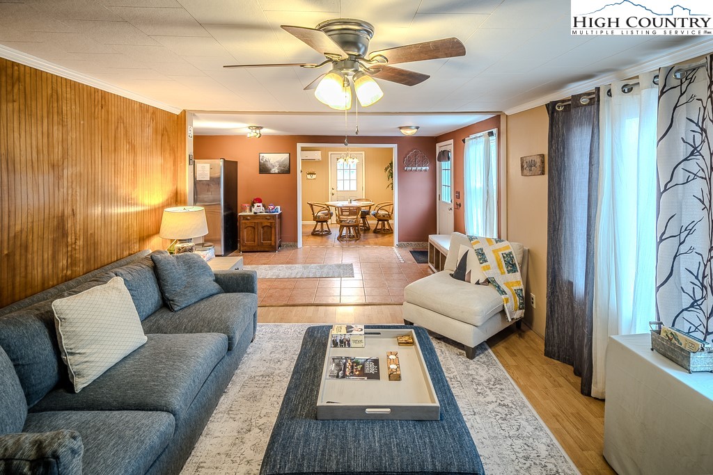 990 Old Bristol Road Boone, NC 28607 - Photo 11 of 38 Gallery Image 11