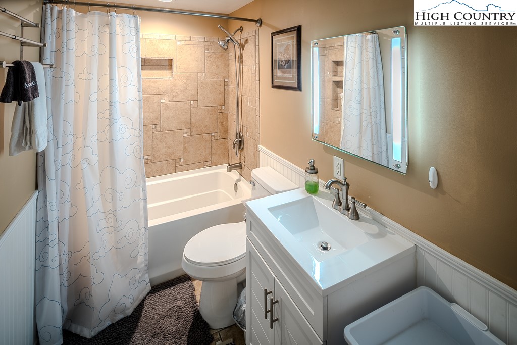 990 Old Bristol Road Boone, NC 28607 - Photo 29 of 38 Gallery Image 29