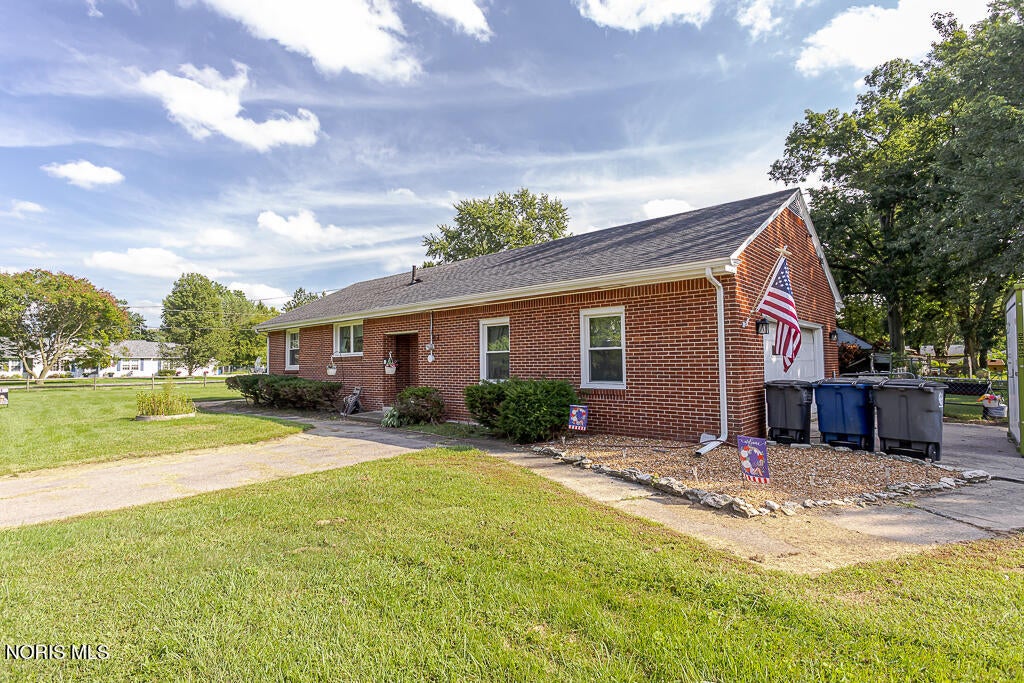931 Harrow Road Toledo, OH 43615 - Photo 25 of 32 Gallery Image 25