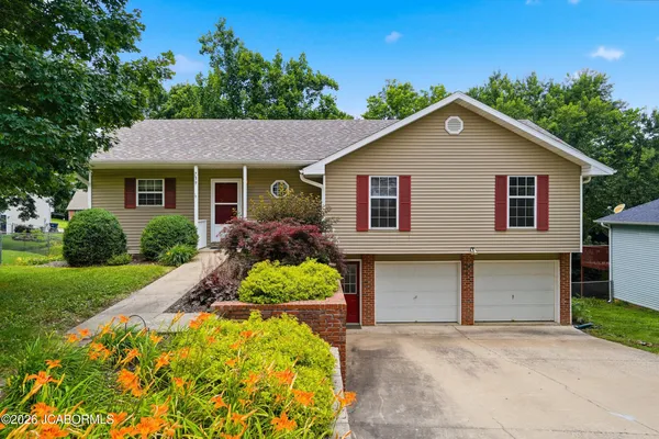 $265,000 | 739 Jay Or Drive, Jefferson City, MO 65109