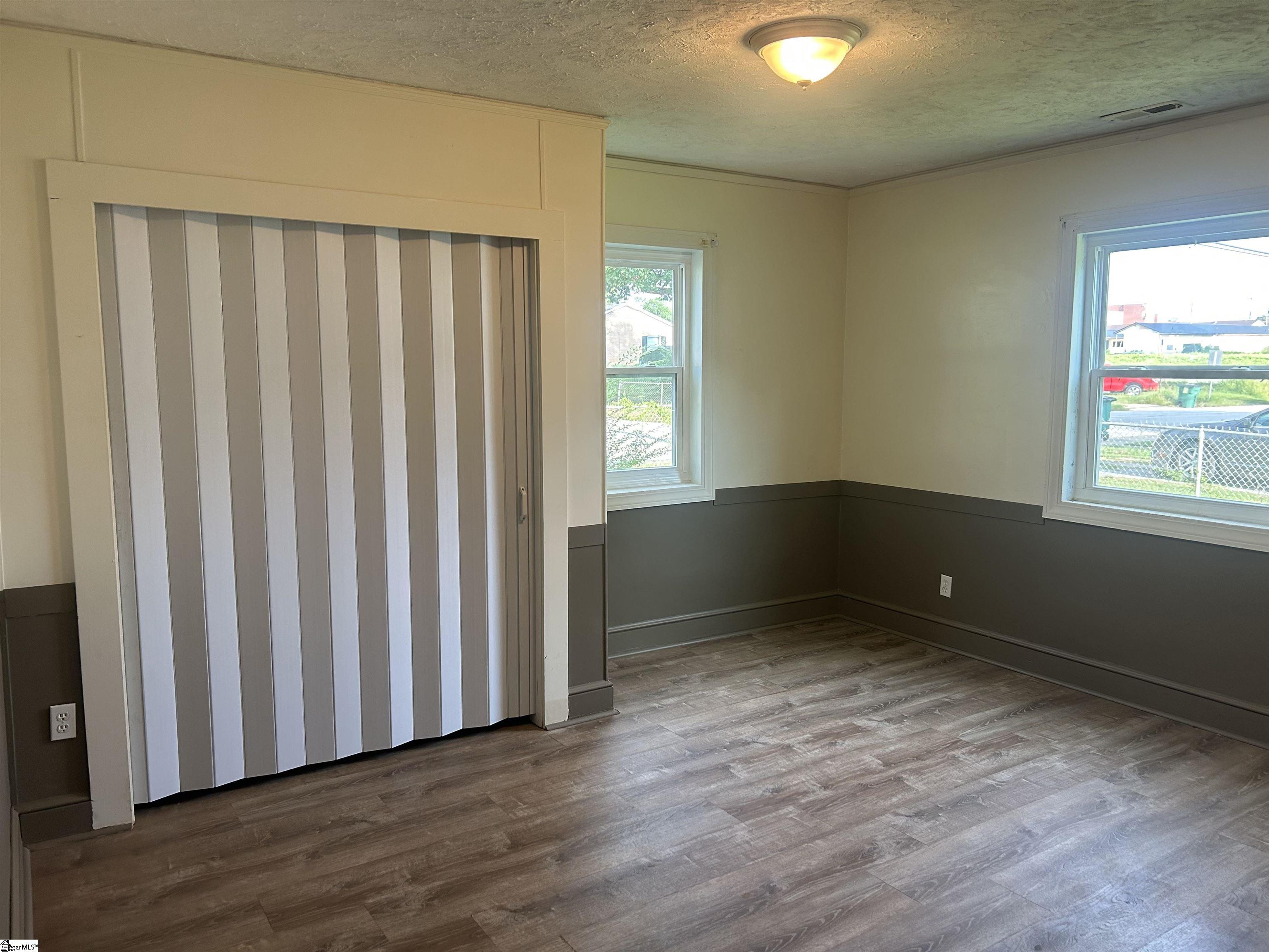 405 Elizabeth Street Clinton, SC 29325 - Photo 14 of 23 Gallery Image 14