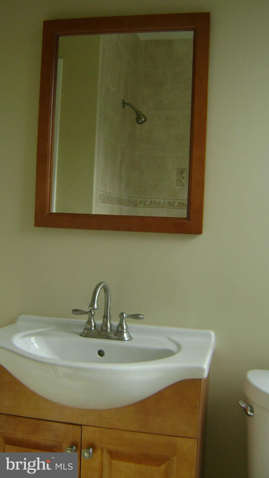 1634 Northwick Road Baltimore, MD 21218 - Photo 15 of 29 Bath
