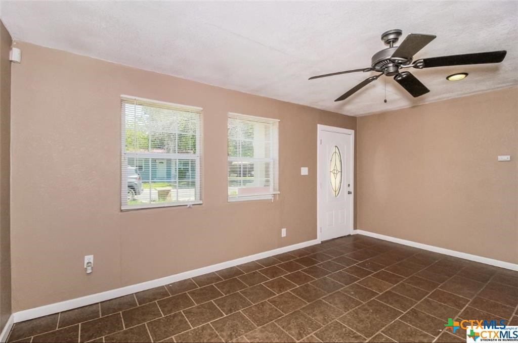 4801 Renick Ranch Road Killeen, TX 76549 - Photo 6 of 29 a view of an empty room and window