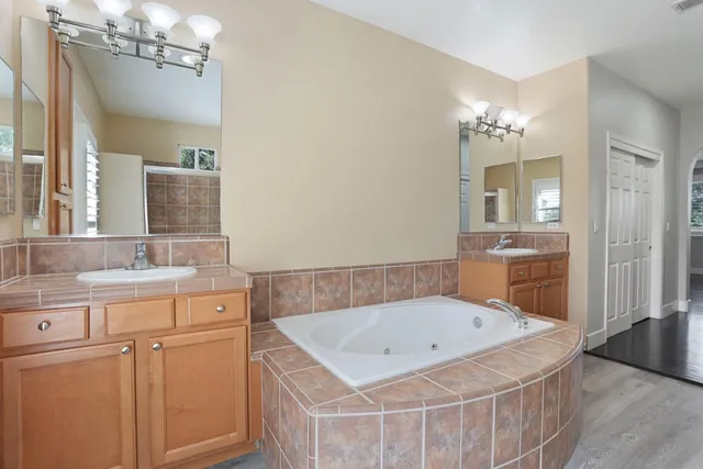 $950,000 | 4322 Riverbank Court, Stockton, CA 95219