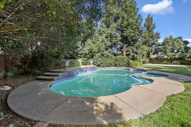 $950,000 | 4322 Riverbank Court, Stockton, CA 95219