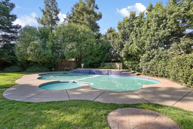 $950,000 | 4322 Riverbank Court, Stockton, CA 95219