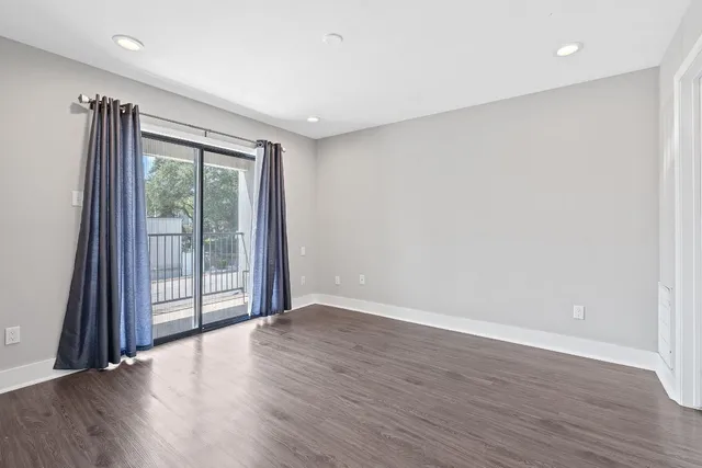 $999 | 935 La Posada Drive, Unit 254, Austin, TX 78752