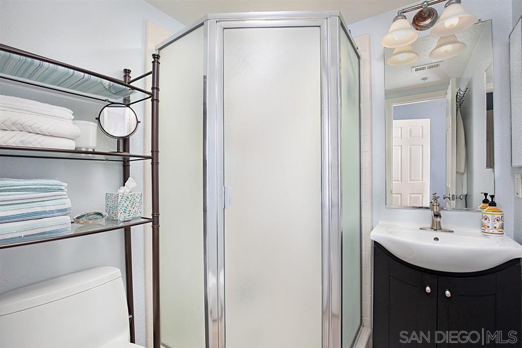 2196 Historic Decatur Road, Unit 51 San Diego, CA 92106 - Photo 20 of 25