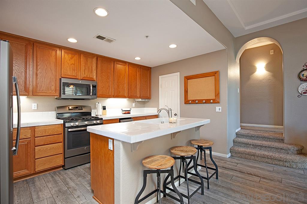 2196 Historic Decatur Road, Unit 51 San Diego, CA 92106 - Photo 7 of 25
