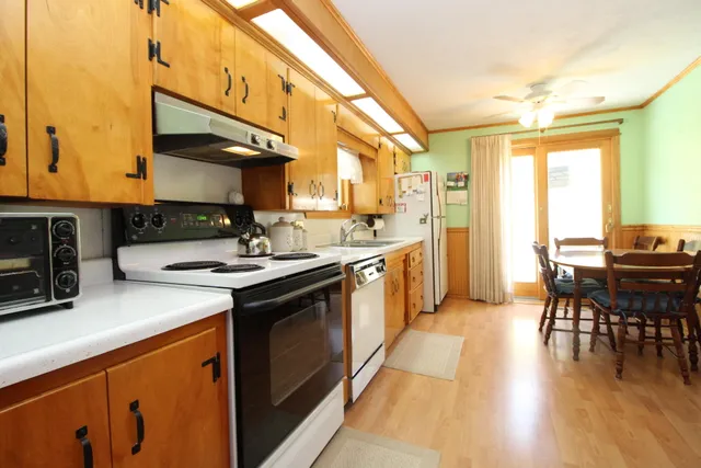 $335,000 | 28 Charles Street, Belfast, ME 04915