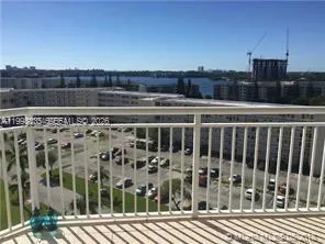 $1,900 | 18011 Biscayne Boulevard, Unit 1003, Aventura, FL 33160