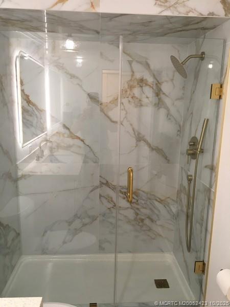 16248 Southwest Two Wood Way Indiantown, FL 34956 - Photo 15 of 18 Guest Shower