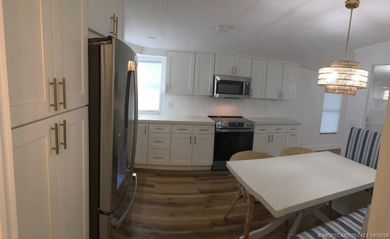 16248 Southwest Two Wood Way Indiantown, FL 34956 - Photo 3 of 18 Kitchen