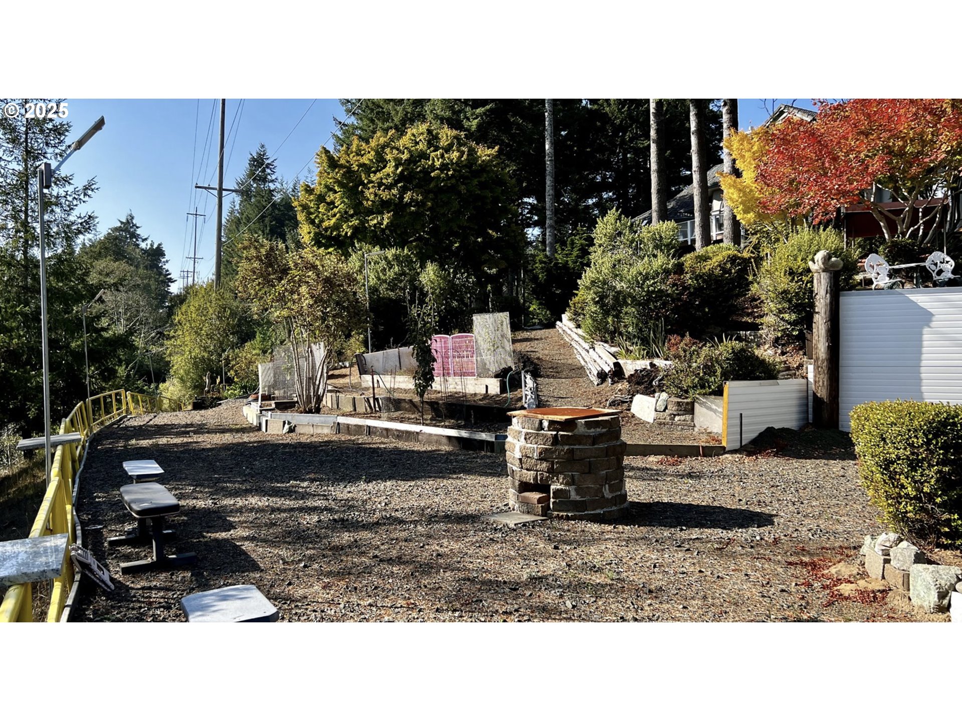2719 Alder Ridge Drive North Bend, OR 97459 - Photo 10 of 27 a black and white photo of a living room