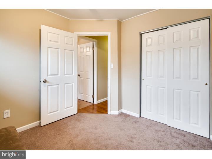 30 Incurve Road Levittown, PA 19057 - Photo 17 of 21 Bedroom 3