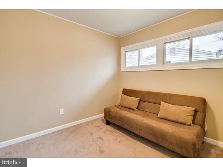 30 Incurve Road Levittown, PA 19057 - Photo 18 of 21 Bedroom 3