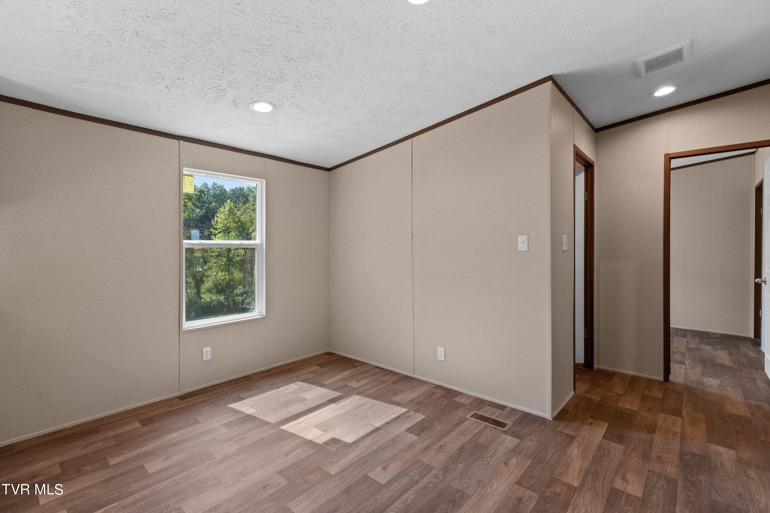 112 Knight Road Rogersville, TN 37857 - Photo 8 of 18 DL5A6076.jpg-SMALL