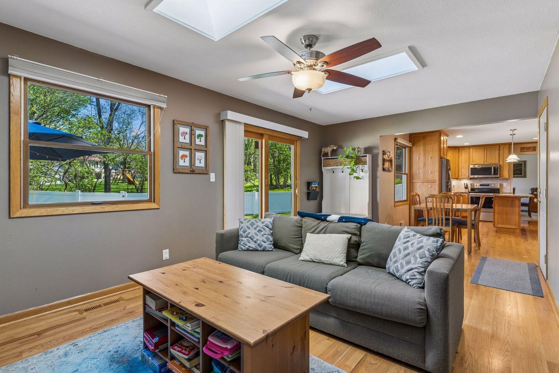 14240 Green View Court Eden Prairie, MN 55346 - Photo 13 of 35