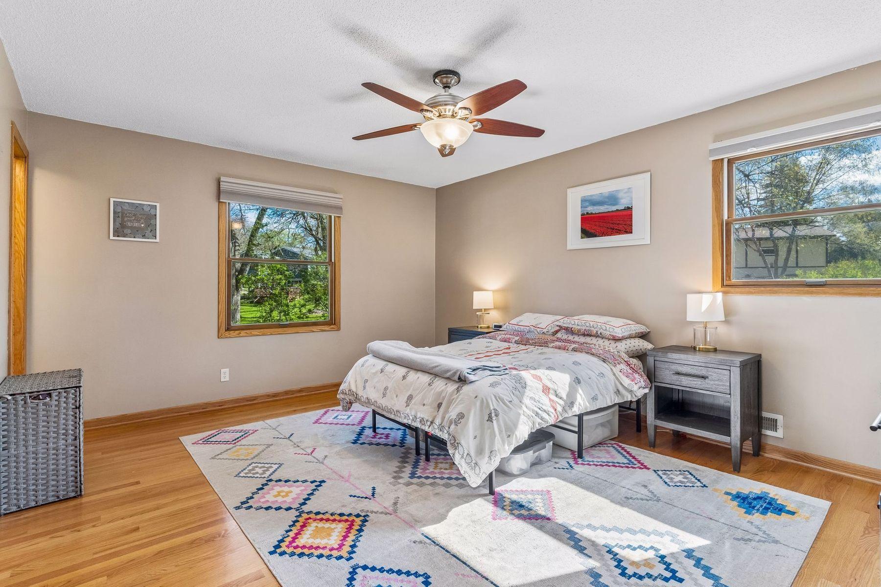 14240 Green View Court Eden Prairie, MN 55346 - Photo 18 of 35