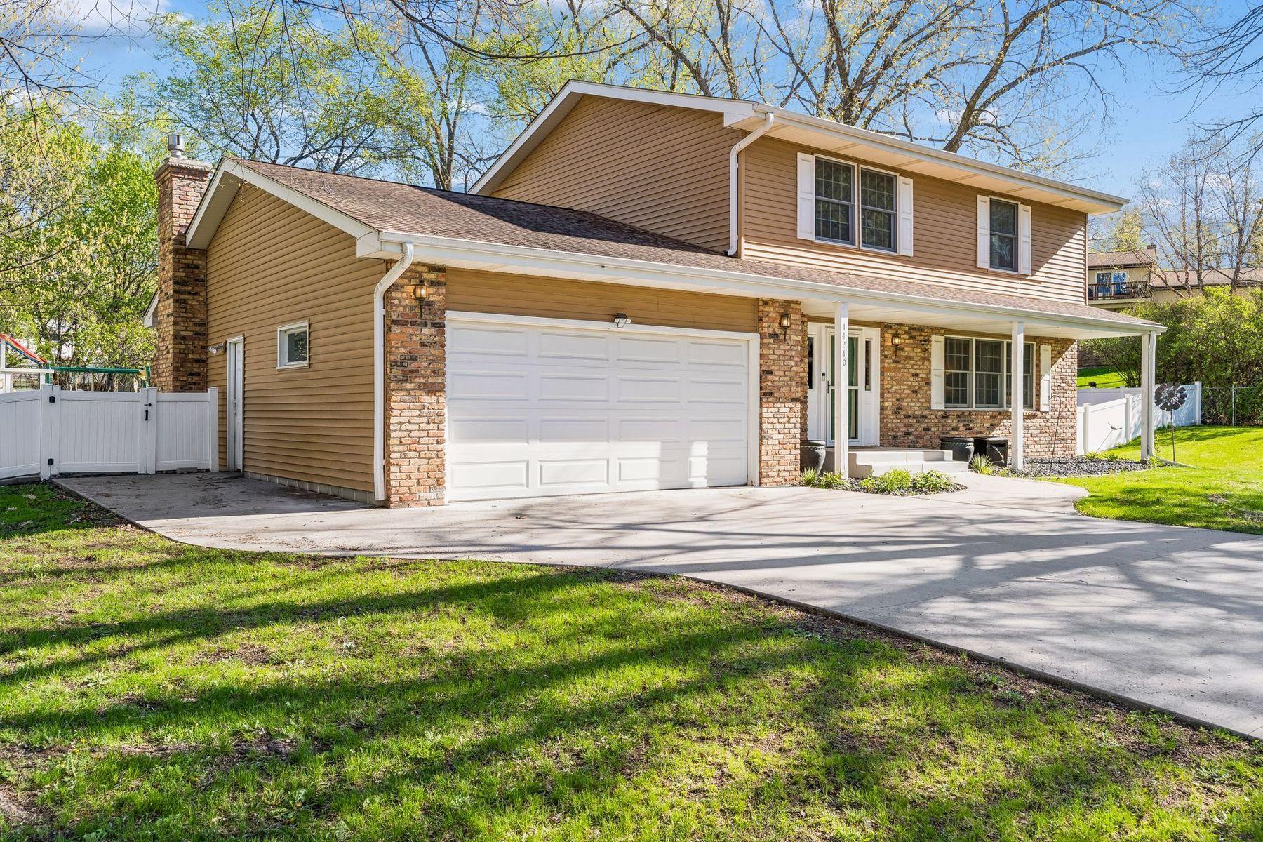 14240 Green View Court Eden Prairie, MN 55346 - Photo 2 of 35