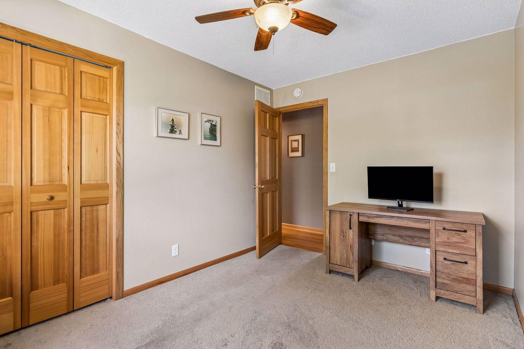 14240 Green View Court Eden Prairie, MN 55346 - Photo 26 of 35