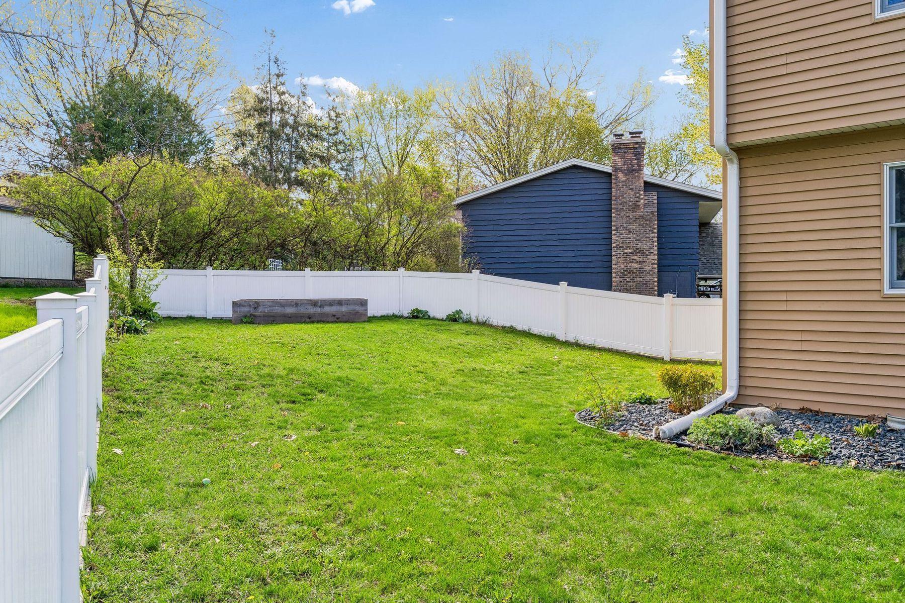 14240 Green View Court Eden Prairie, MN 55346 - Photo 34 of 35