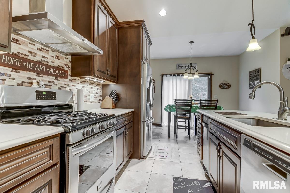 4775 County Road 6 1/4 South Rochester, IL 62563 - Photo 15 of 50 Gallery Image 15