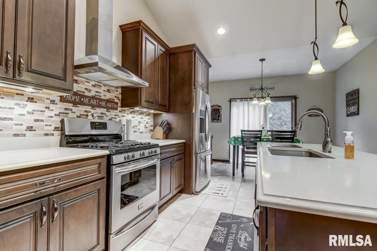 4775 County Road 6 1/4 South Rochester, IL 62563 - Photo 16 of 50 Gallery Image 16