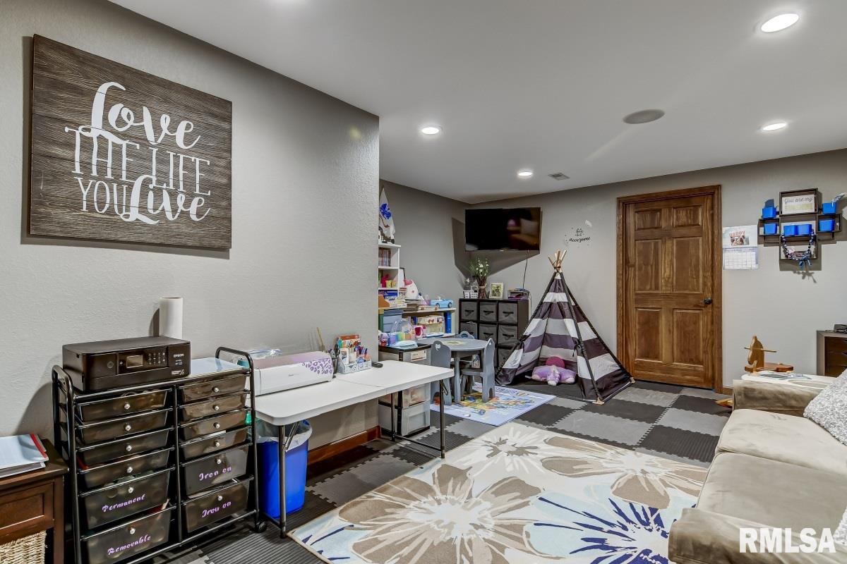 4775 County Road 6 1/4 South Rochester, IL 62563 - Photo 38 of 50 Gallery Image 38