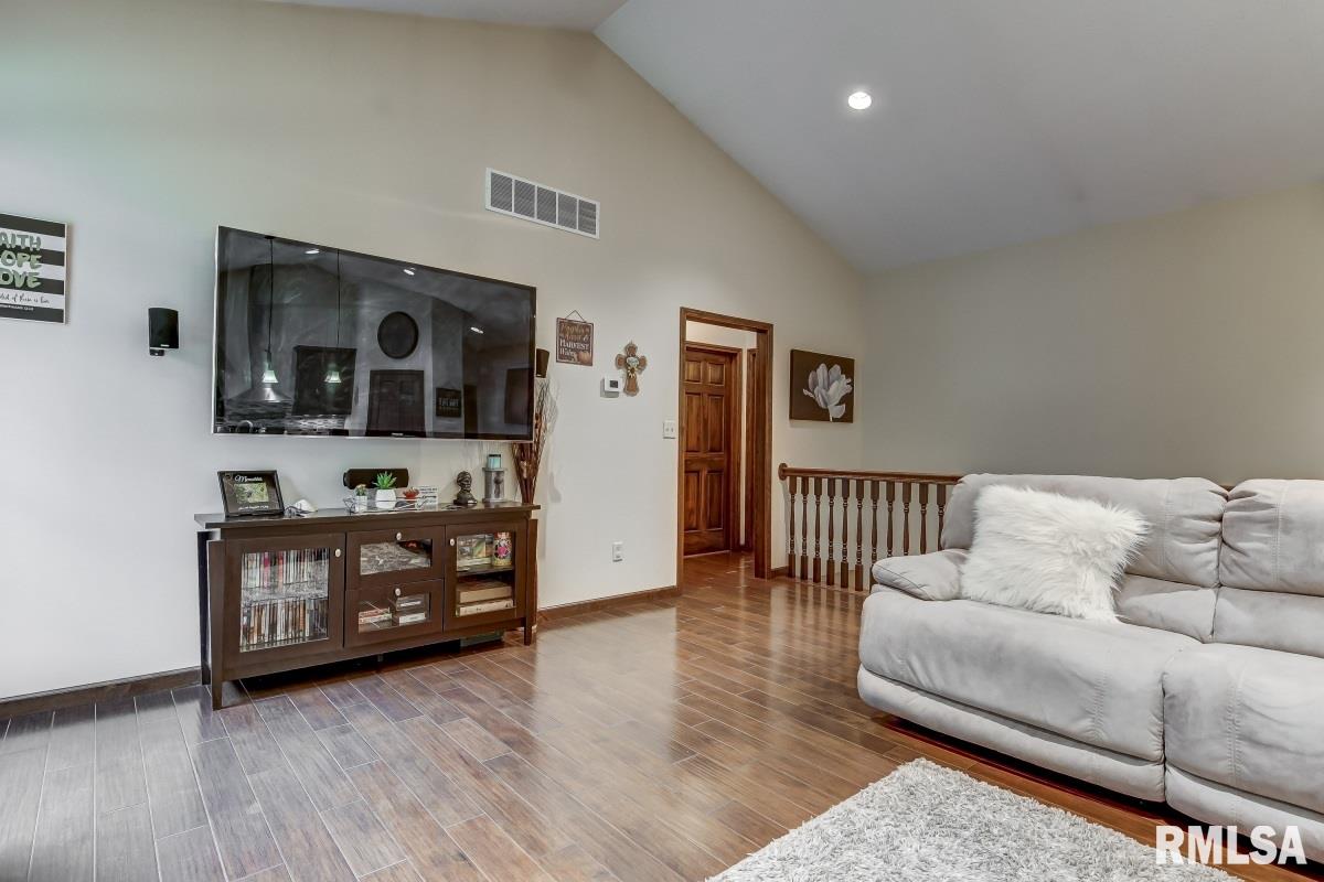 4775 County Road 6 1/4 South Rochester, IL 62563 - Photo 9 of 50 Gallery Image 9