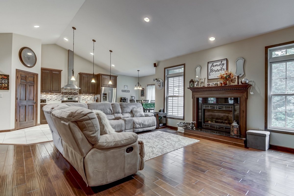 4775 County Road 6 1/4 South Rochester, IL 62563 - Photo 10 of 50 Gallery Image 10