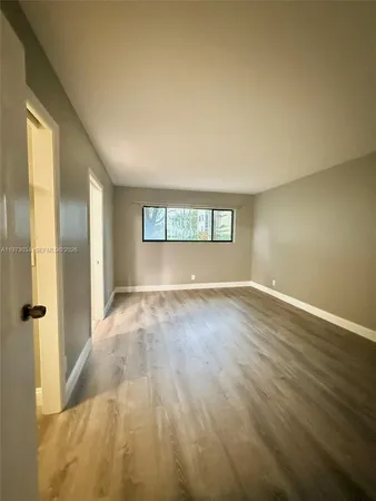 $1,900 | 5220 Las Verdes Circle, Unit 114, Delray Beach, FL 33484
