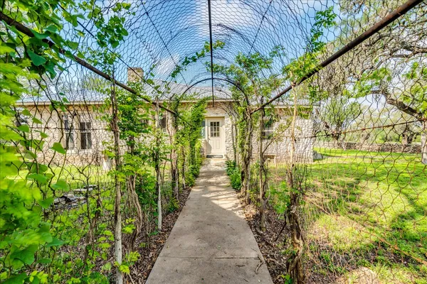 $2,000 | 6400 Cypress Road, Kyle, TX 78640