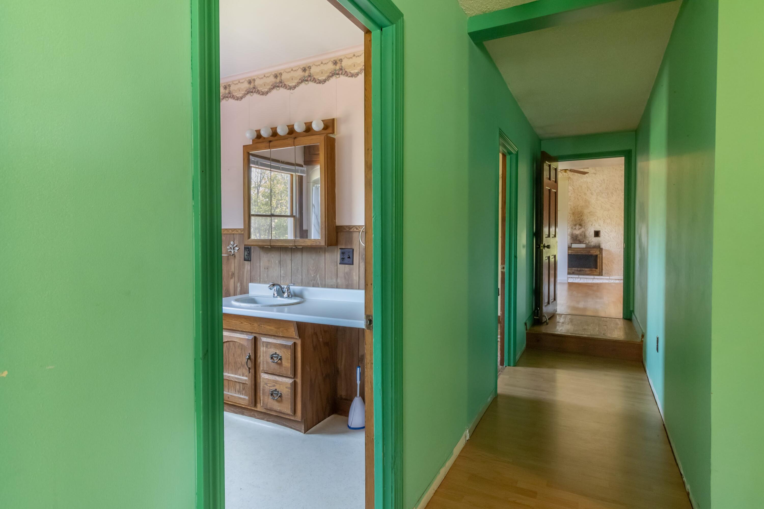 395 Front Ridge Road Orland, ME 04472 - Photo 10 of 47 395 Front Ridge Road Interiors-20