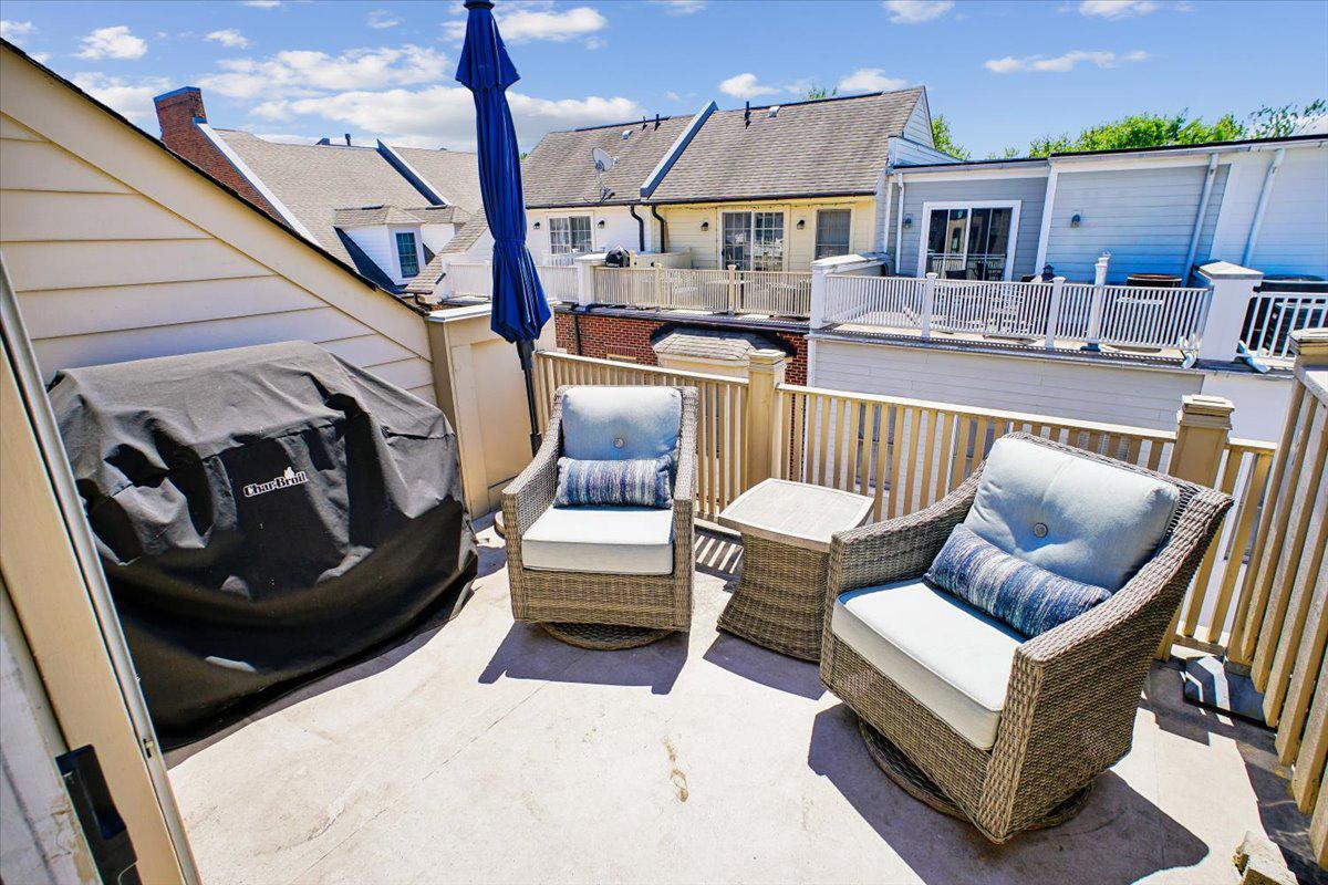 412 Pendleton Street Alexandria, VA 22314 - Photo 41 of 48 Rooftop outdoor space