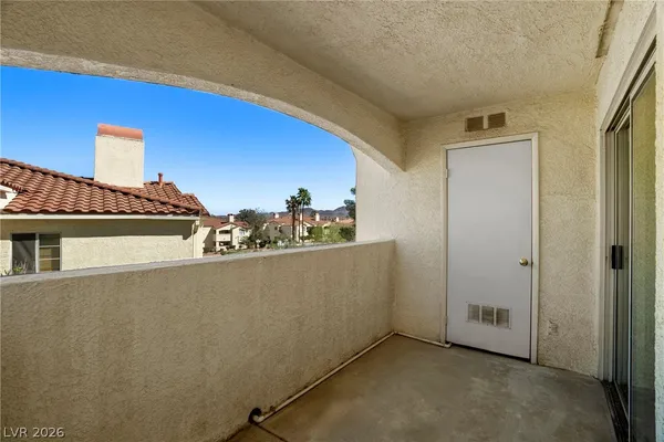 $225,000 | 698 South Racetrack Road, Unit 823, Henderson, NV 89015