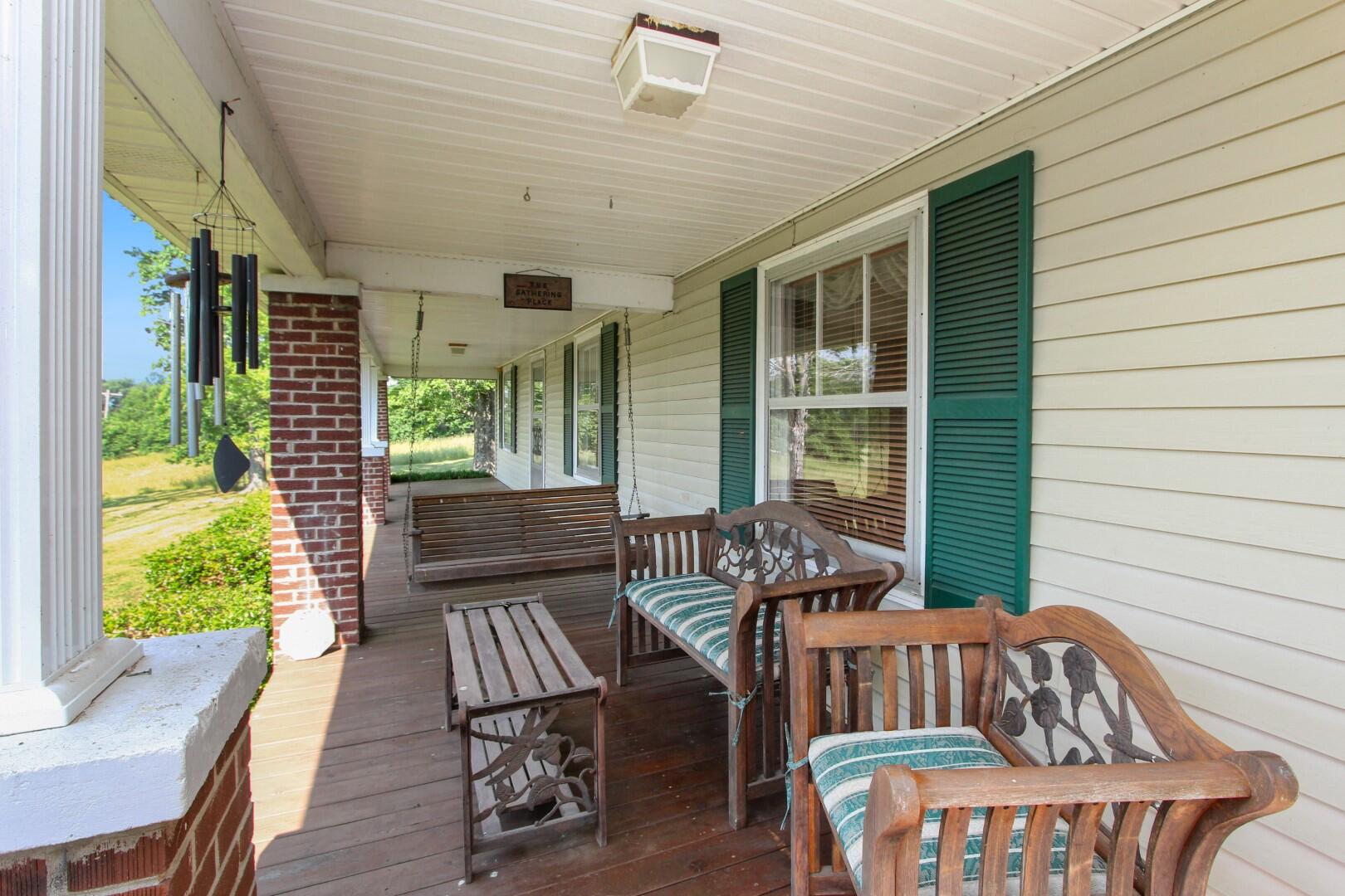 1776 Bonds Mill Road Lawrenceburg, KY 40342 - Photo 5 of 52 05