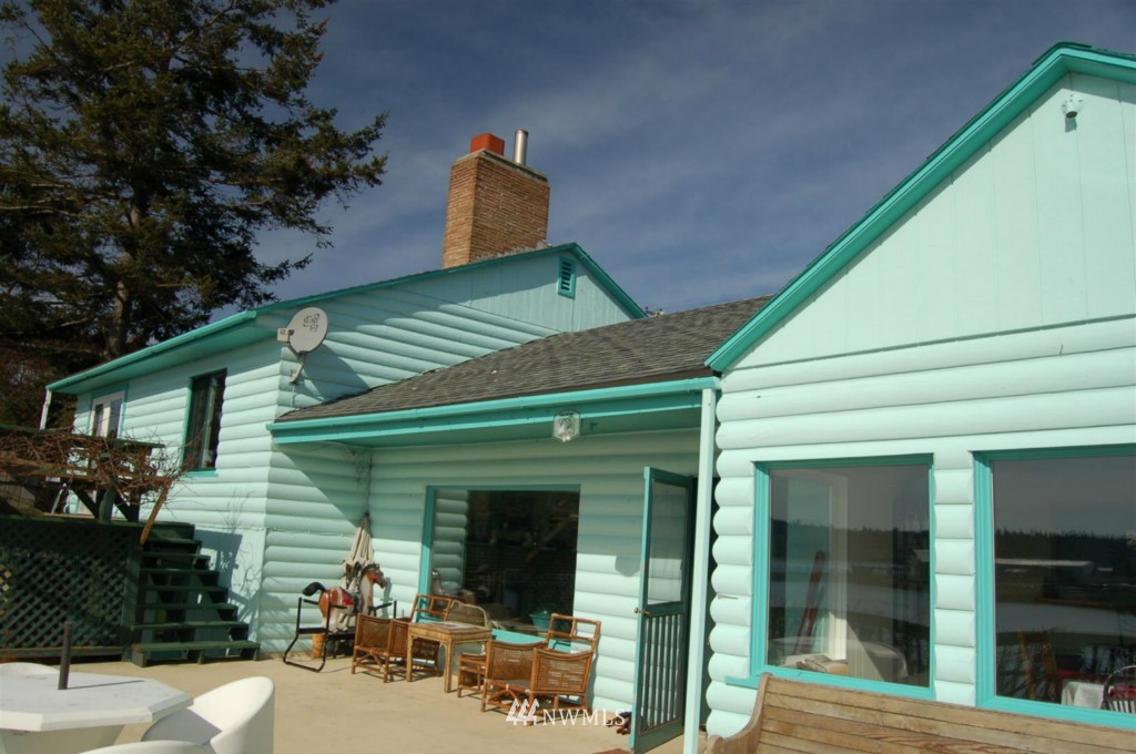 4735 Pear Point Road San Juan Island, WA 98250 - Photo 8 of 14 Gallery Image 8