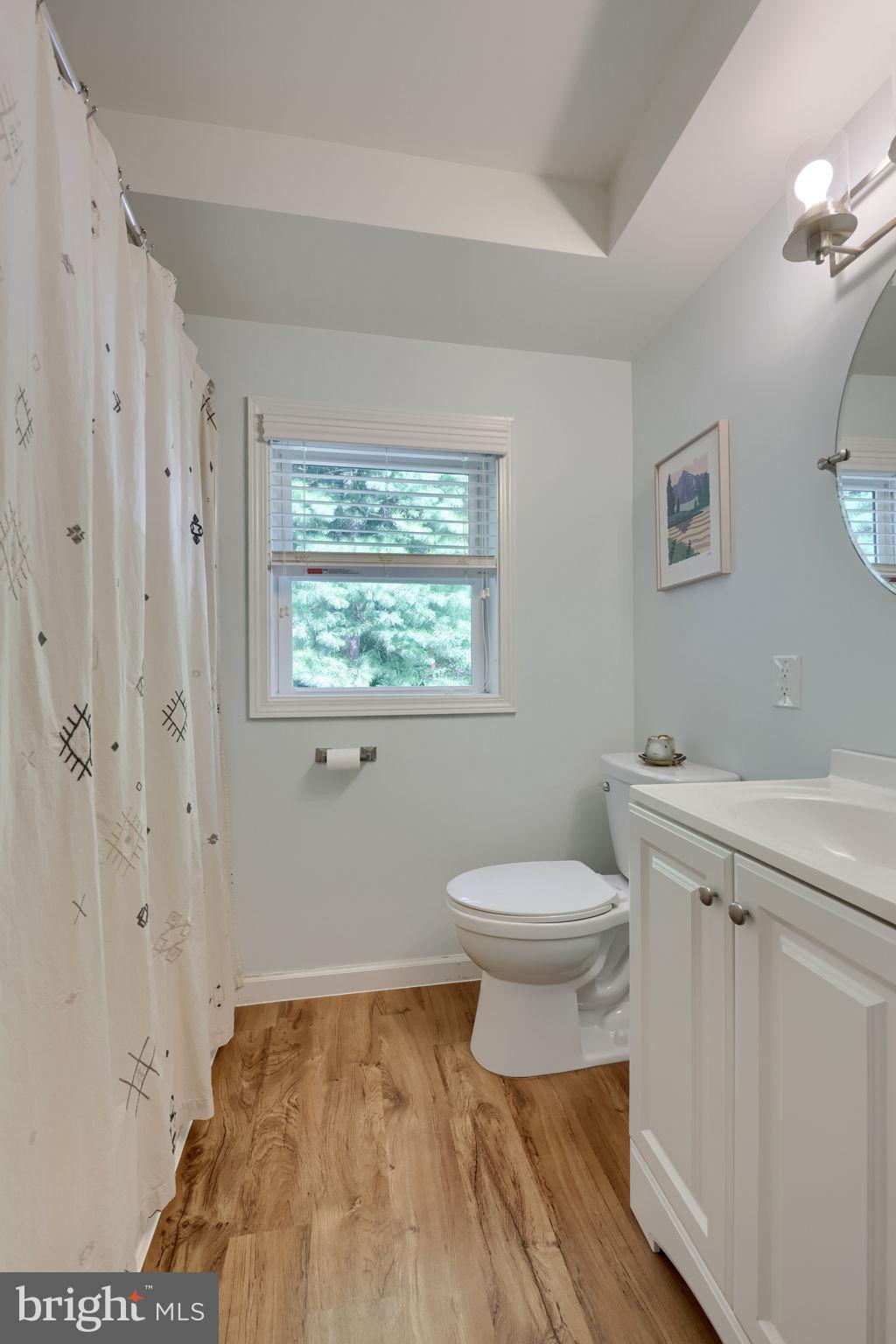 218 School House Road Lancaster, PA 17603 - Photo 23 of 54 first bath