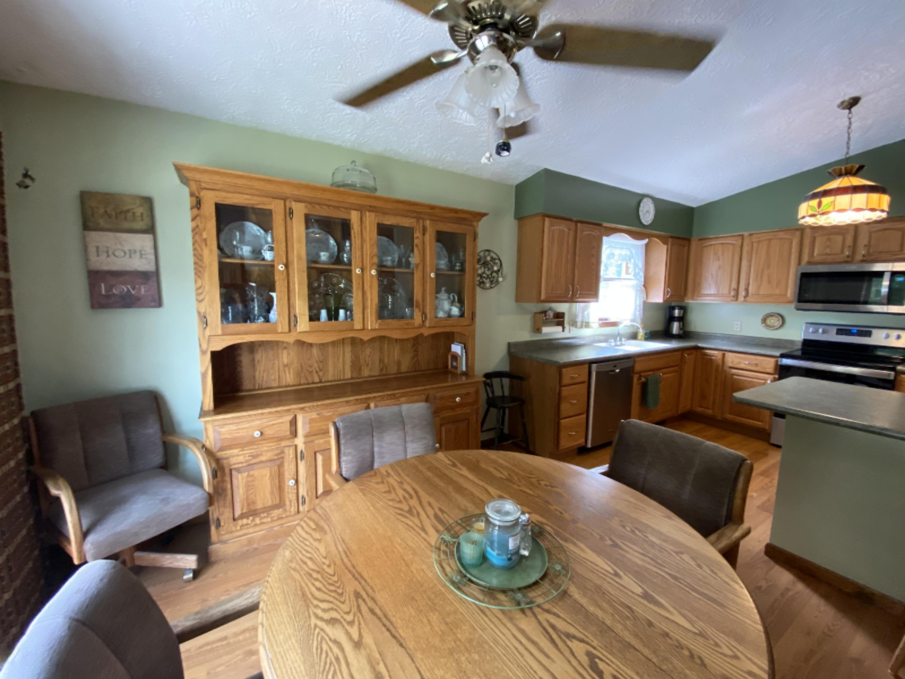 14637 Ridgeview Drive Three Rivers, MI 49093 - Photo 3 of 46 IMG_2056