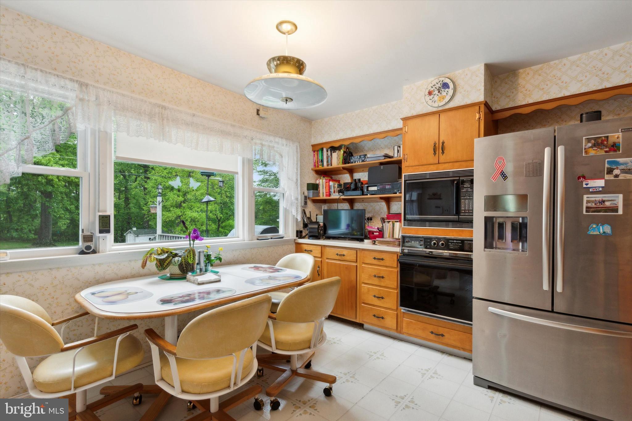 2822 North Kent Road Broomall, PA 19008 - Photo 5 of 23 Gallery Image 5