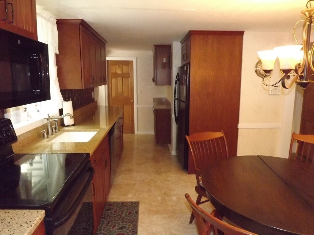 98 Glendale Road Sharon, MA 02067 - Photo 12 of 22 Gallery Image 12