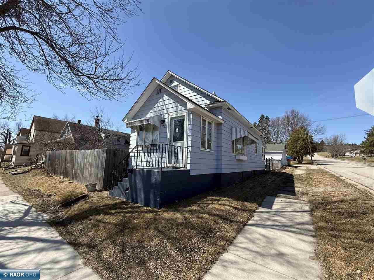 702 Broadway Gilbert, MN 55741 - Photo 8 of 50
