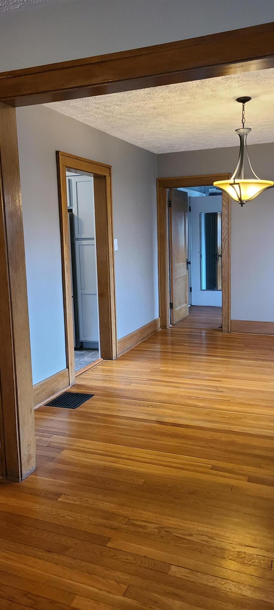 275 Rugg Avenue Newark, OH 43055 - Photo 20 of 34 20241118_144233