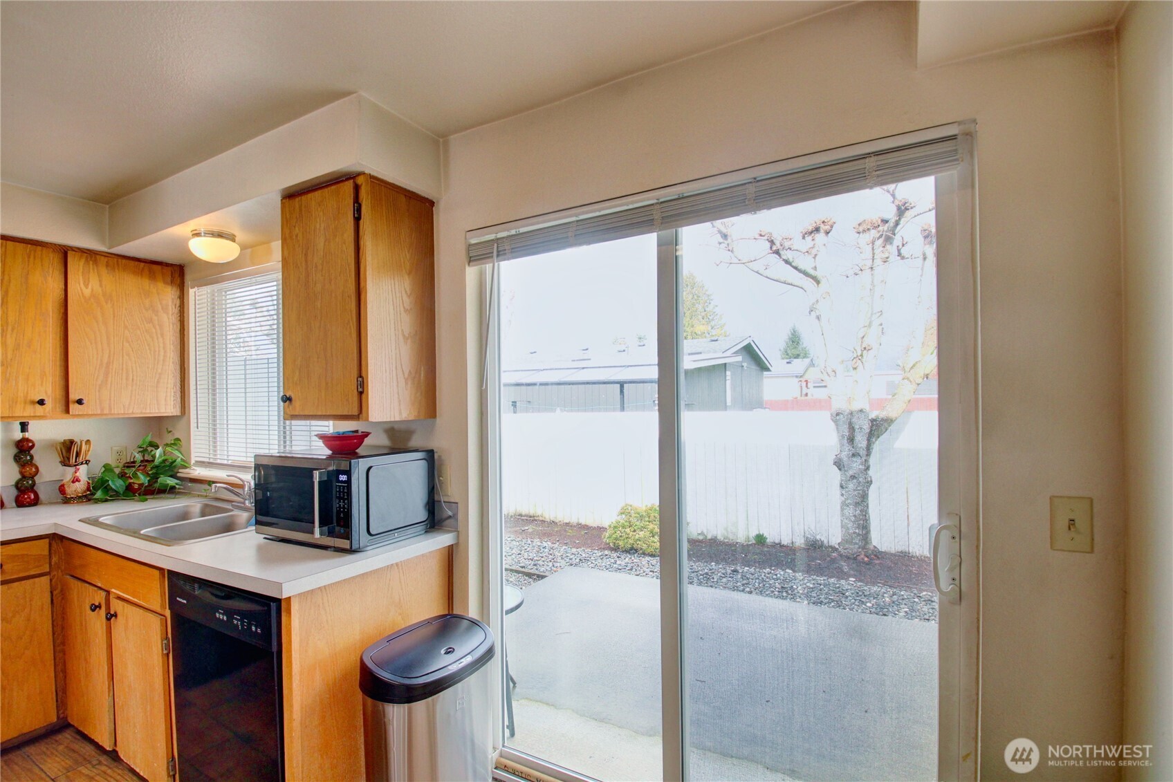 811 South Laventure Road, Unit C Mount Vernon, WA 98274 - Photo 21 of 40