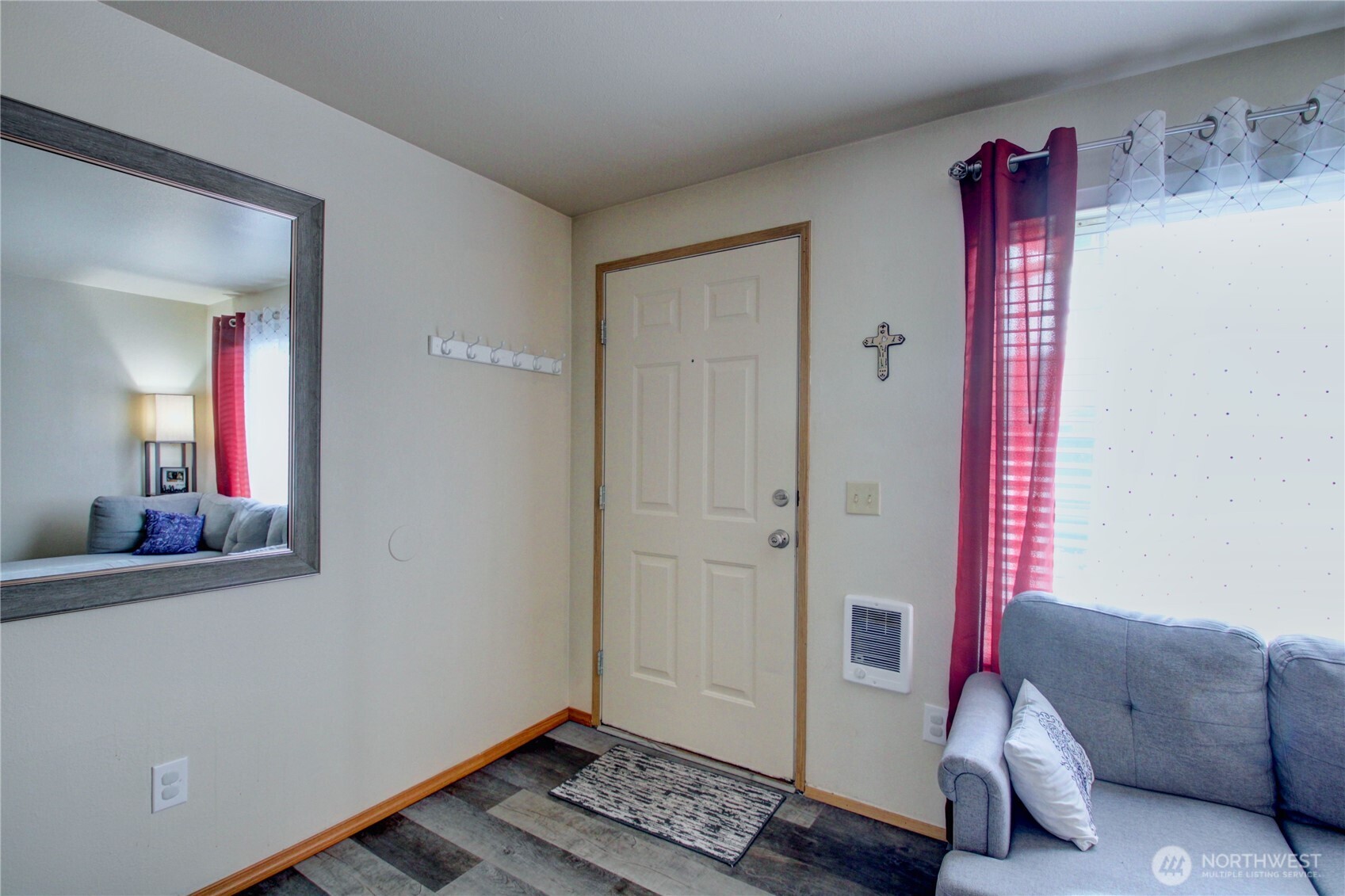 811 South Laventure Road, Unit C Mount Vernon, WA 98274 - Photo 4 of 40